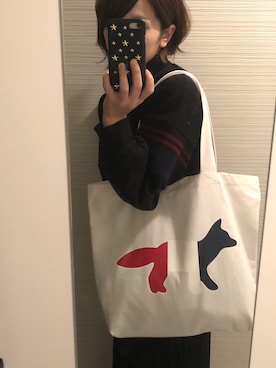 「メゾン キツネ(MAISON KITSUNE)」｜「アイテム（トートバッグ）」を使った、ゆうき、短足に見えないさん（レディース・162cm）の秋コーディネート