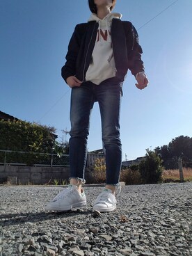 「Ungrid（アングリッド）のインディゴフレイドヘムストスリ（デニムパンツ）」を使った、naaaaaさん（レディース・160cm・20代）の冬コーディネート