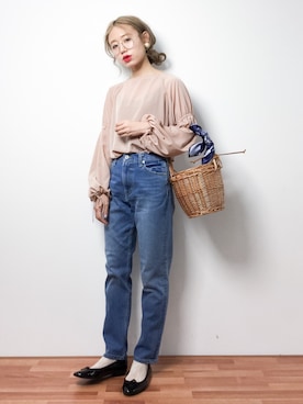 「URBAN RESEARCH DOORS（アーバンリサーチドアーズ）のDOORS リボンギャザースリーブブラウス（シャツ/ブラウス）」を使った、りっぴーさん（レディース・154cm）の春コーディネート