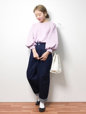 「靴下チラ見せ」｜「アイテム（スウェット）」を使った、りっぴーさん（レディース・154cm）の春コーディネート