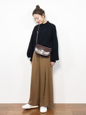 「ADAM ET ROPE'（アダムエロペ）のラウンドクロスボディーバッグ（ショルダーバッグ）」を使った、りっぴーさん（レディース・154cm）の秋コーディネート