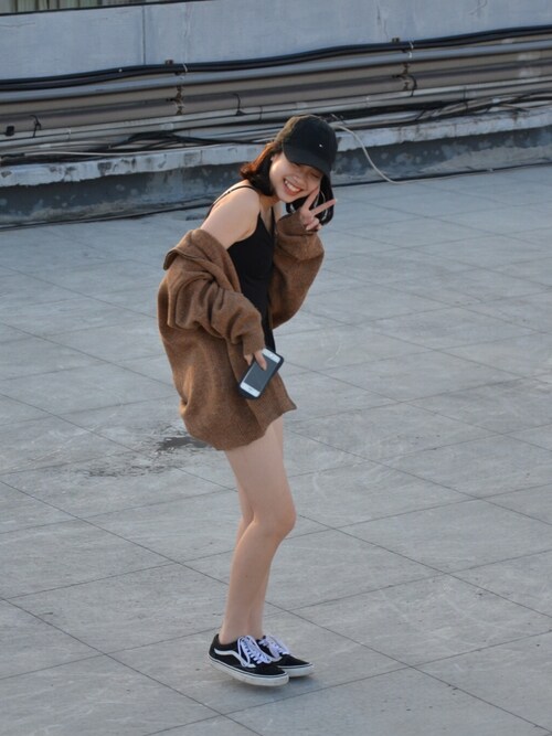 搭配vans鞋子的女性時尚穿搭總 
