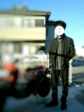 とむむ 今年更新かなり減りますさんのコーディネート