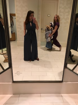 「moulinette souersのアイテム（オールインワン・サロペット、グレー系）」を使った、Kendall Dopelskyさん（レディース）の春コーディネート