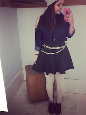 「TOBI（-）のアイテム」を使った、Kendall Dopelskyさん（レディース・160cm）の春コーディネート