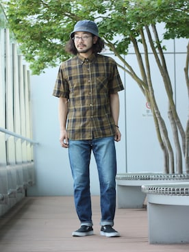 「OMNIGOD（オムニゴッド）のアイテム（パンツ）」を使った、D_MALL名古屋ラシックさん（メンズ・165cm）の春コーディネート