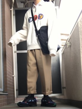 「Gosha Rubchinskiy（ゴーシャラブチンスキー）のアイテム（スウェット）」を使った、stnさん（メンズ・164cm）の春コーディネート