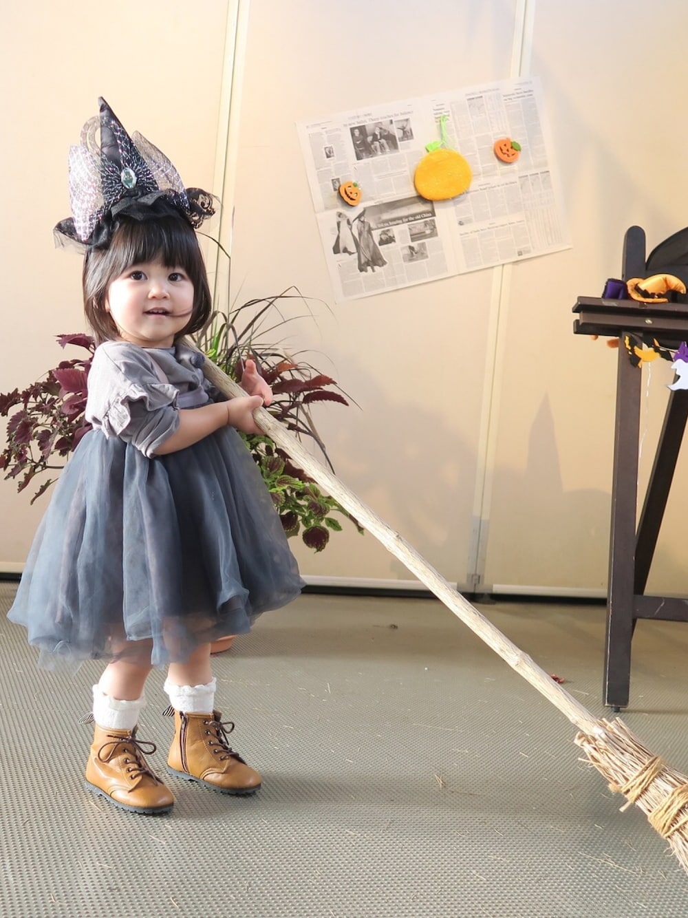 「ハロウィン、wearhalloween2018」｜「MARLMARLの【MARLMARL/マールマール】 tutu/チュチュスカート（スカート、ブラック系）」を使った、nanaironmikoさん（キッズ・80cm）の秋コーディネートの1枚目の写真