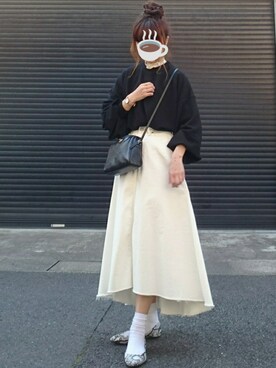 「ヤヌーク」｜「アイテム（アナログ腕時計）」を使った、マルルン♪ さん（レディース・159cm）の春コーディネート