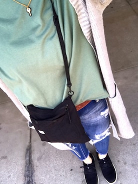 「Marc by Marc Jacobs（マークバイマークジェイコブス）のアイテム（アクセサリー）」を使った、ぴぃさん（レディース・166cm）の春コーディネート