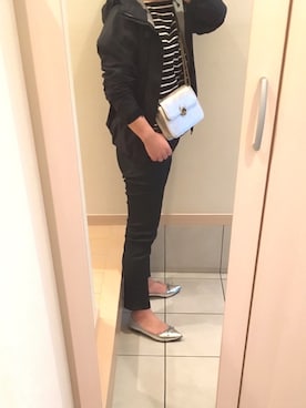 「シルバー」｜「アイテム（マウンテンパーカー）」を使った、りまりまさん（レディース・155cm）の春コーディネート