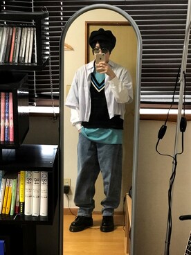 「URU（ウル）のアイテム（シャツ/ブラウス、ブルー系）」を使った、issiさん（メンズ・164cm）の春コーディネート