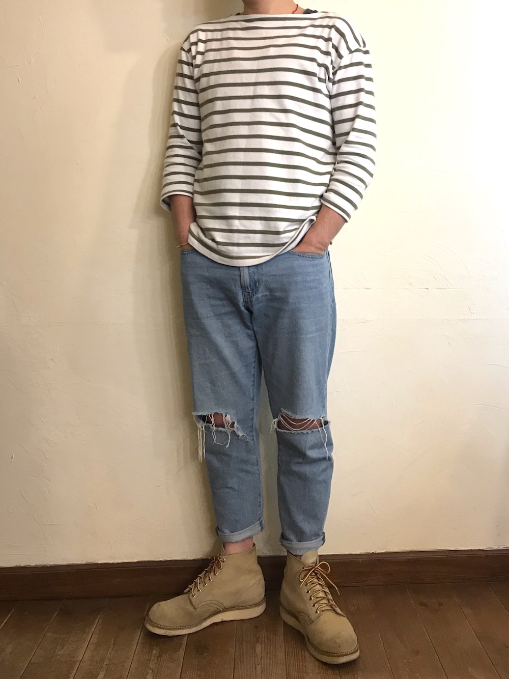 「ボーダー、レッドウィング、今日のコーデ、カジュアル、GU」｜「GAPのアイテム（Tシャツ/カットソー、ホワイト系）」を使った、MUGENさん（メンズ・173cm）の春コーディネートの1枚目の写真