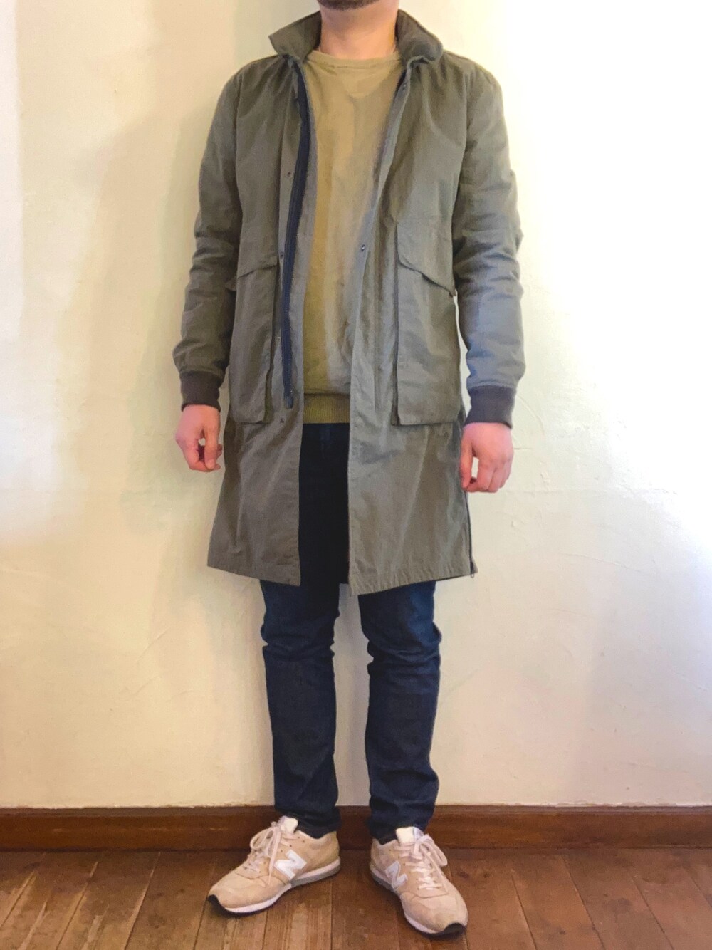「今日のコーデ、ワンズストローク、ZARA MAN、ニューバランス996、ロングコート、カーキ、デニムパンツ」｜「ONES STROKEのアイテム（ジャケット/アウター、グリーン系）」を使った、MUGENさん（メンズ・173cm）の冬コーディネートの1枚目の写真