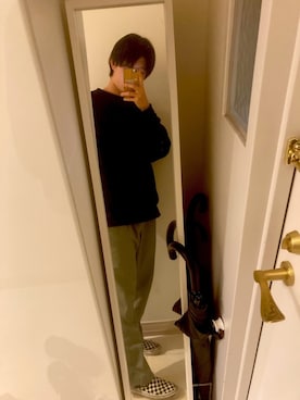 「VANS（バンズ）のアイテム（サンダル）」を使った、じょーさん（メンズ・175cm）の秋コーディネート