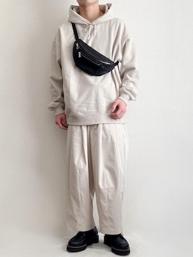 「HARE（ハレ）のアイテム（シューズ）」を使った、sakuさん（メンズ・165cm）の春コーディネート