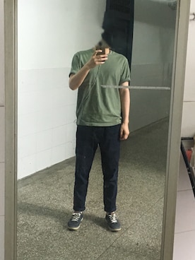 「Abercrombie&Fitch（アバークロンビーアンドフィッチ）のアイテム（チノパンツ）」を使った、纯乐さん（メンズ・177cm）の春コーディネート