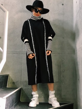 「stussywomen」｜「アイテム（シャツワンピース）」を使った、KAWAYUIさん（レディース・156cm）の冬コーディネート