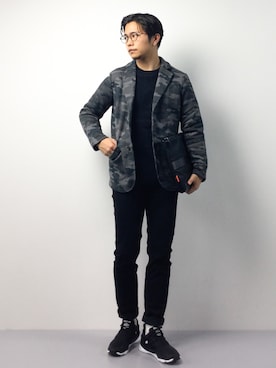 「HVC（エイチブイシー）のアイテム（パンツ）」を使った、K-1RO(ケーイチロー)さん（メンズ・171cm）の冬コーディネート