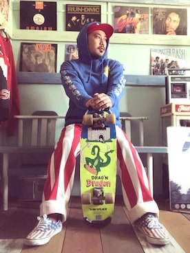 「アイテム（サロペット/オーバーオール、レッド系）」を使った、marinfordさん（メンズ・165cm）の冬コーディネート
