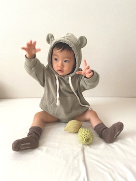 「アイテム（ロンパース、グリーン系）」を使った、𝘩𝘪𝘯𝘢𝘵𝘢🌦さん（キッズ・80cm）の夏コーディネート