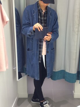 「AZUL by moussy（アズールバイマウジー）のアイテム（キャップ）」を使った、らあさん（メンズ・171cm）の春コーディネート