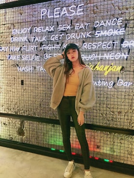 「AIR SPACE（エアースペース）のアイテム（ノーカラージャケット）」を使った、Tiffany さん（レディース・166cm）の春コーディネート