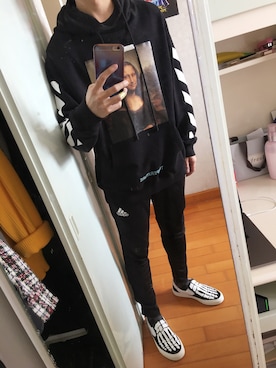 Elvisさんのコーディネート