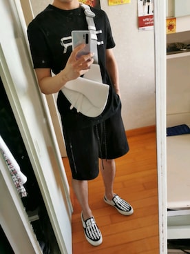 Elvisさんのコーディネート