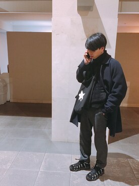 「CONVERSE TOKYO（コンバーストウキョウ）のアイテム（トートバッグ）」を使った、りかさん（メンズ・171cm）の冬コーディネート