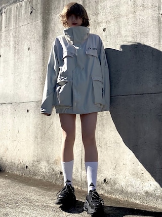 スニーカーを使った「あのちゃん」の人気ファッションコーディネート