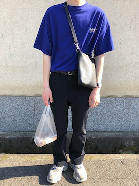 「ALLEGE（アレッジ）のアイテム（スラックス）」を使った、にしやんさん（メンズ・175cm）の春コーディネート