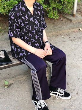 「NEONSIGN（ネオンサイン）のアイテム」を使った、にしやんさん（メンズ・175cm）の春コーディネート