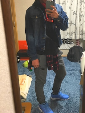 「beats. by dr.dre（ビーツバイドクタードレ）のアイテム（その他）」を使った、ばしゃさん（メンズ・174cm）の春コーディネート