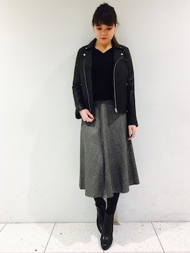 「RIVEDROITE」｜「アイテム（ライダースジャケット）」を使った、moeさん（レディース・160cm）の秋コーディネート