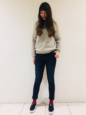 「袖ボリューム」｜「アイテム（スリッポン）」を使った、moeさん（レディース・160cm）の冬コーディネート