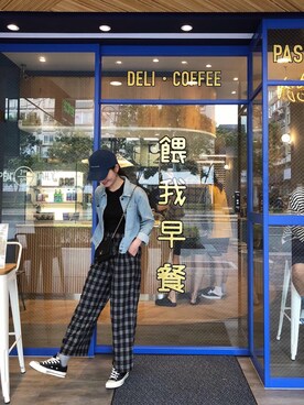 「MEIER.Q（マイヤーキュー）のアイテム（帽子）」を使った、VIVIAさん（レディース・160cm）の秋コーディネート