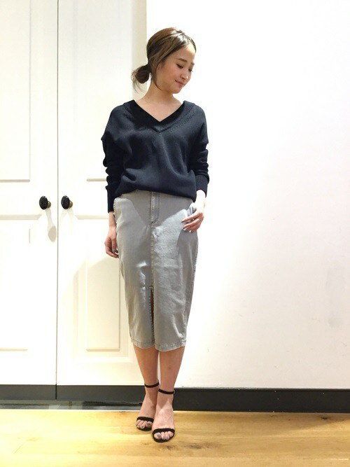 Deuxieme Classe（ドゥーズィエムクラス）の「Both neck V