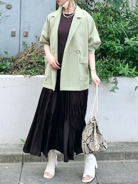 「ADAM ET ROPE'（アダムエロペ）のアイテム（その他アウター）」を使った、Creamさん（レディース・158cm）の春コーディネート