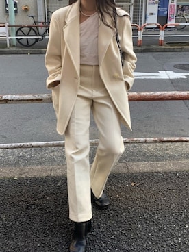 「UNIQLO（ユニクロ）のアイテム（テーラードジャケット、ホワイト系）」を使った、fumikaさん（レディース・158cm）の秋コーディネート