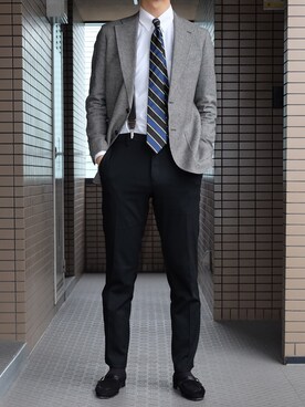 「UNIQLO（ユニクロ）のMEN イージースマートスタイルパンツ（ウールライク）（その他パンツ）」を使った、Yuki Sugaさん（メンズ・179cm）の春コーディネート