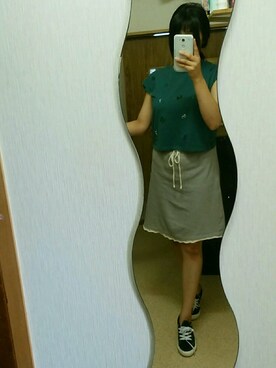 「西松屋（ニシマツヤ）のアイテム（Skirts、グレー系）」を使った、きりさん（レディース・153cm）の秋コーディネート