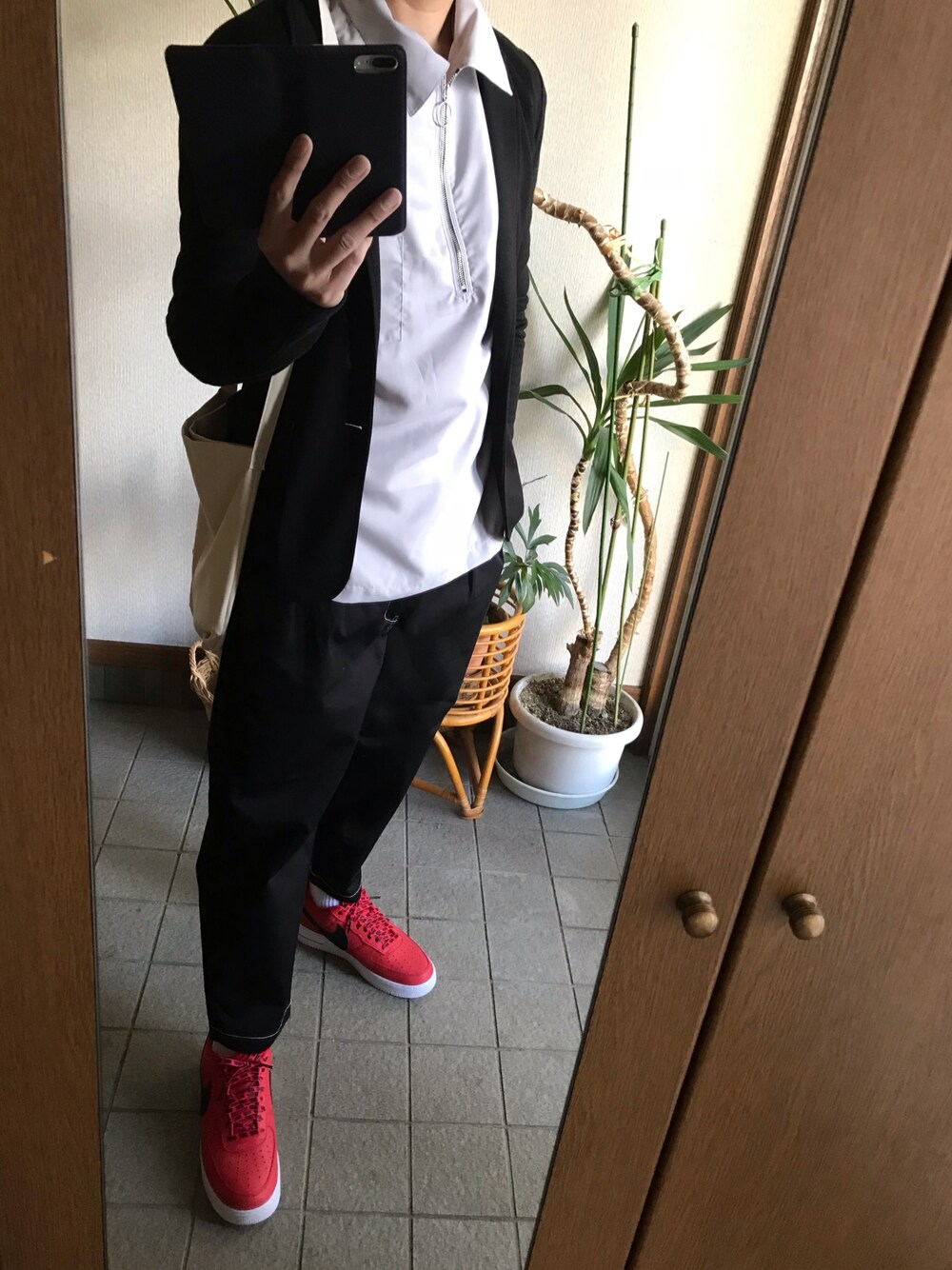 「リドム、LIDnM、LIDnMコーデ、リングジップ、ディッキーズ(Dickies)」｜「LIDNMのアイテム（トップス、ホワイト系）」を使った、taka..さん（メンズ・175cm）の冬コーディネートの1枚目の写真