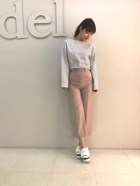 「SNIDEL（スナイデル）のアイテム（パンプス）」を使った、manami Kinoshitaさん（レディース・163cm）の春コーディネート