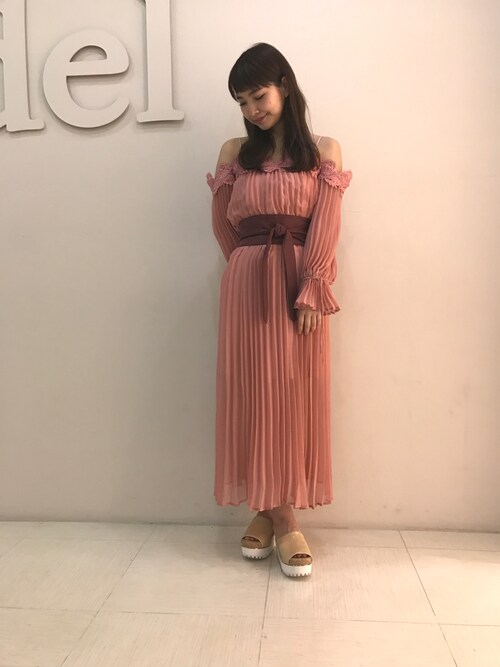 正規輸入品限定特価 スナイデル オフショルプリーツロングワンピース 在庫有り即日出荷 ワンピース M Camburyhotel Com Br
