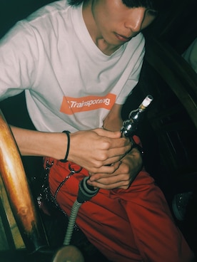 「アイテム（チノパンツ、オレンジ系）」を使った、kantaさん（メンズ・160cm）の秋コーディネート