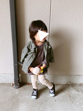 「petit main（プティマイン）のアイテム（ミリタリージャケット）」を使った、coco☺︎さん（キッズ・80cm）の秋コーディネート