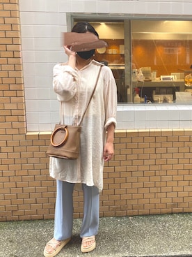 「LOWRYS FARM（ローリーズファーム）のセンタープレスカラーフレアパンツ　870189（その他パンツ）」を使った、ruri⭐︎さん（レディース・157cm）の秋コーディネート