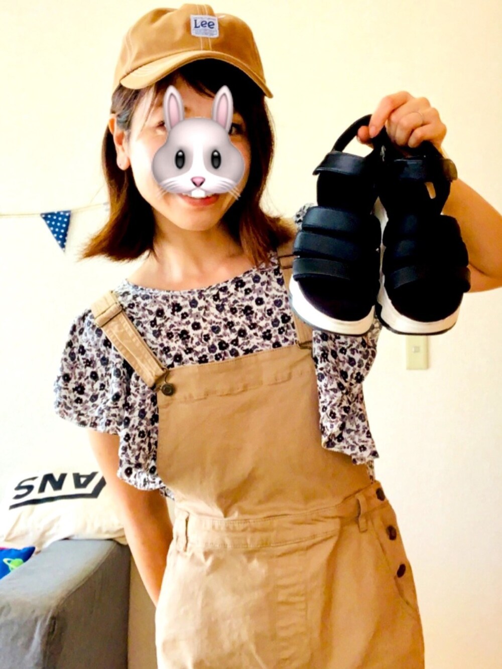 「カジュアル、パンツスタイル、ジャンパースカート、ロングスカート、ママファッション、プチプラコーデ、大人コーデ、ブラウン、ワンピース、スポサン」｜「Honeysのジャンスカ（ジャンパースカート、ベージュ系）」を使った、hachi•*¨*•.¸¸♬さん（レディース・157cm）の夏コーディネートの1枚目の写真
