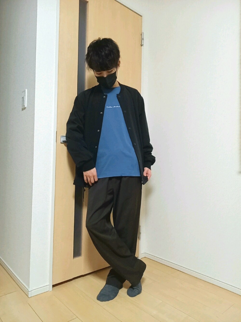 「カジュアル、ワイドパンツ、春コーデ、AZUL by moussy、BEAUTY&YOUTH UNITED ARROWS、confirm、一般人、おしゃれさんと繋がりたい、これが私をアゲる服」｜「AZUL by moussyのアイテム（ブルゾン、ブラック系）」を使った、takeさん（メンズ・167cm）の春コーディネートの1枚目の写真